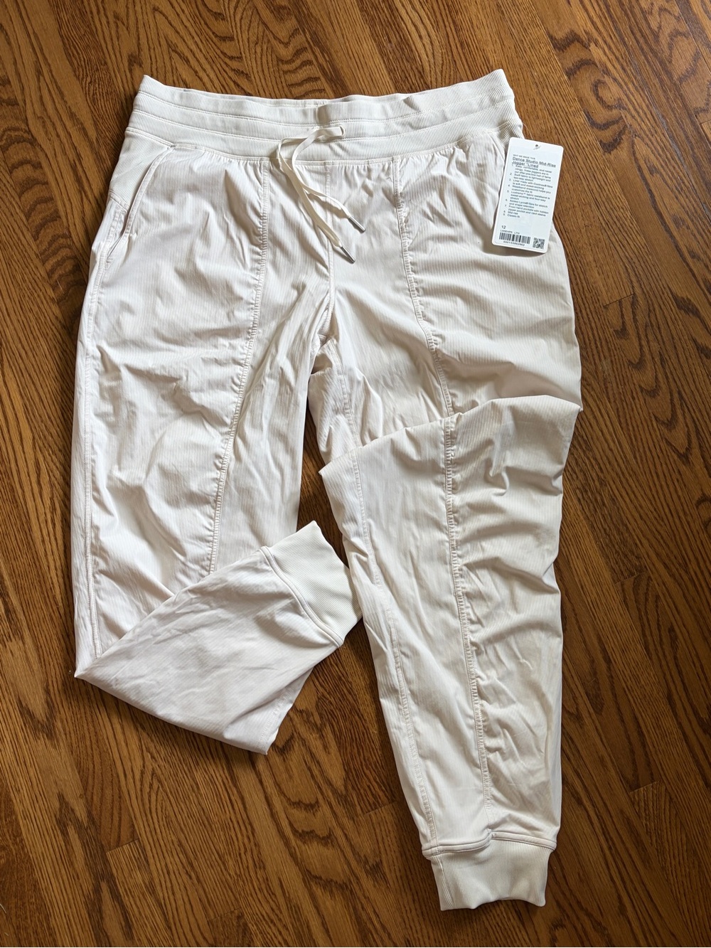 lululemon athletica Light Cream Ribbed Jogger Pants with Drawstring